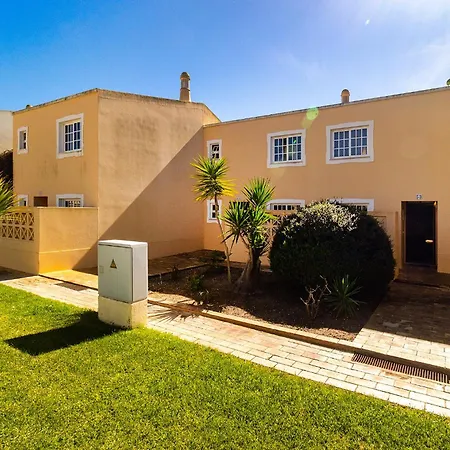 Ponta Grande - Ponta * Αλμπουφέιρα